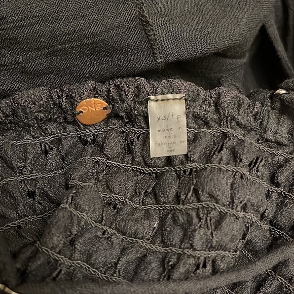 Free People one bohemian Adella Cami Lace crochet crop top in black size XS - Picture 9 of 10